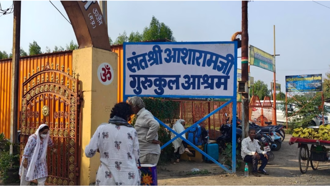 उज्जैन पहुंचे आसाराम, धन्वंतरि चिकित्सालय में चल रहा पंचकर्म उपचार