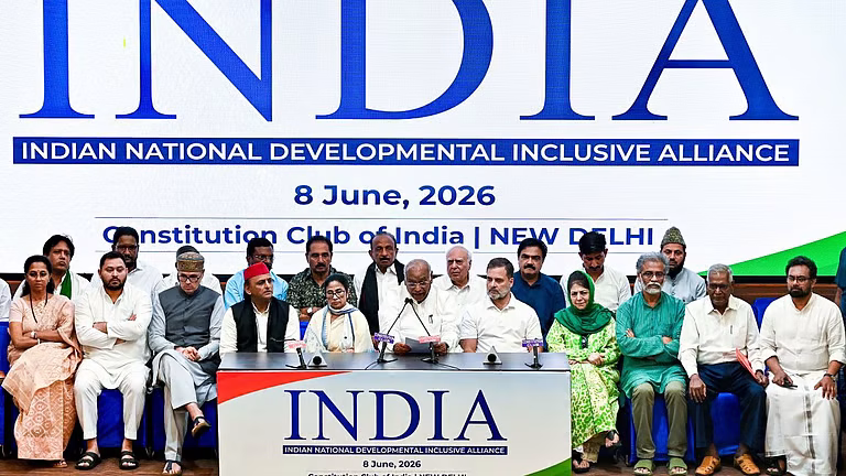 वोट चोरी के मुद्दे पर INDIA गठबंधन की बैठक आज, CEC के इस्तीफे और दिल्ली रैली पर होगी चर्चा
